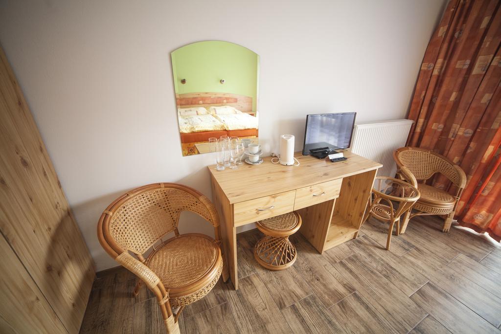 Hotel Fogl Nova Bystrice Ngoại thất bức ảnh